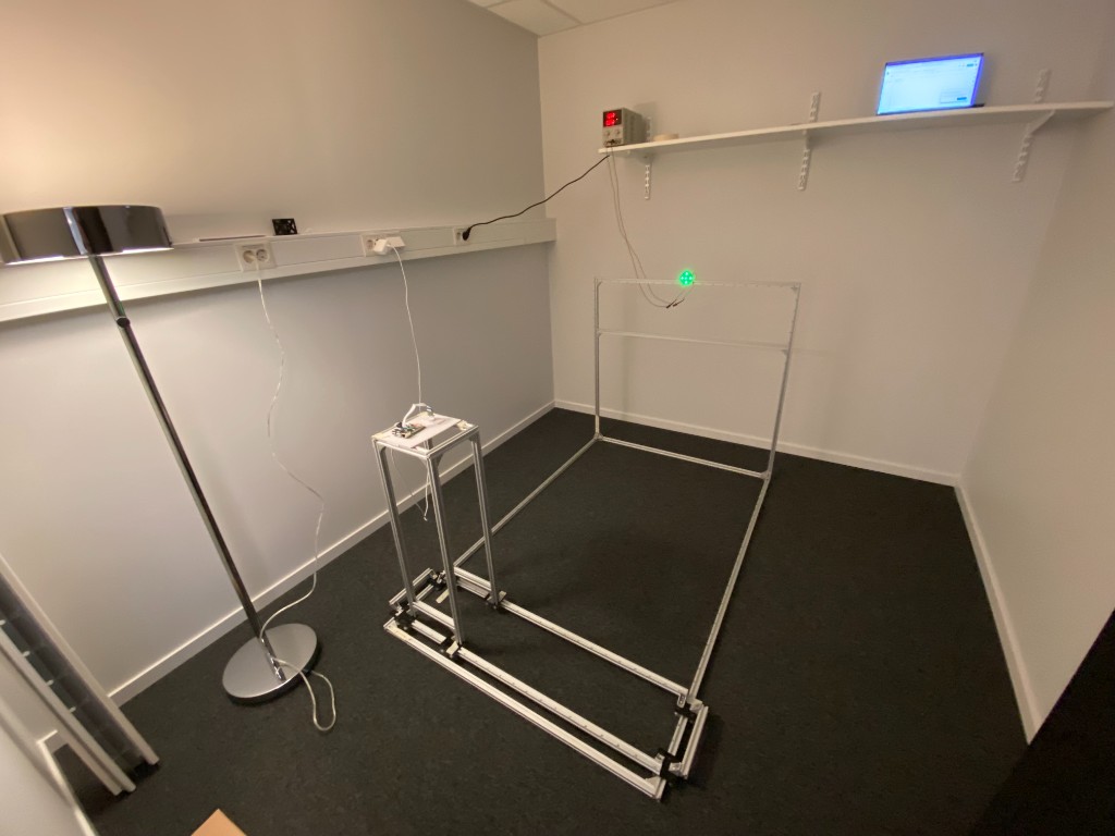 VBN test frame — aluminium grid used to validate the Vision-Based Navigation pipeline and relative pose estimation before co-simulation integration